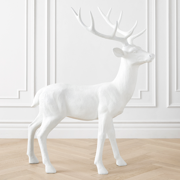 White Majestic Deer | Zgallerie