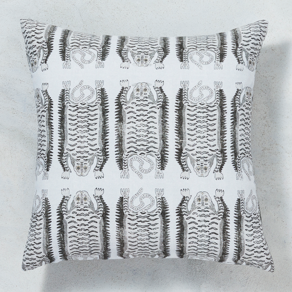 Raelyn Outdoor Pillow 18" - Cream/Black