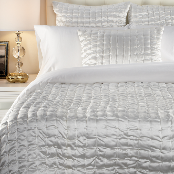 Aviana Bedding - Ivory