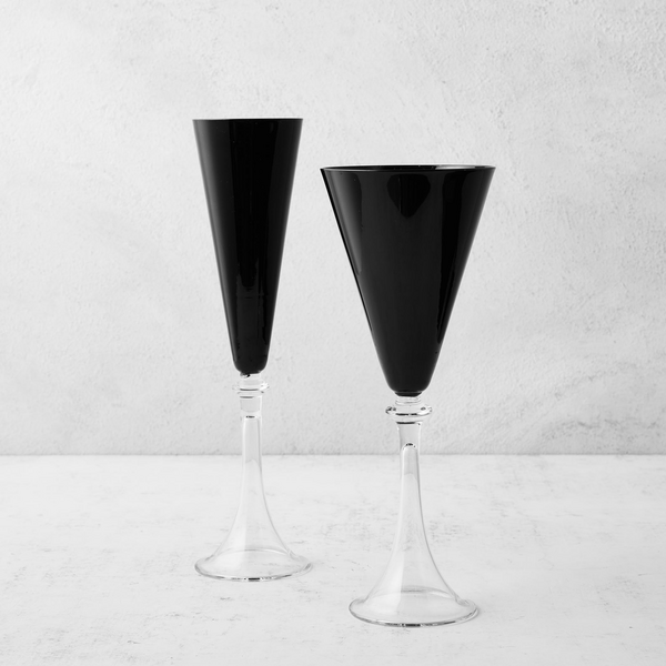 Sheet Glass - 4218 Gray, Black Frit, White Streamers on Clear - Mardi –  Weisser Glass Studio