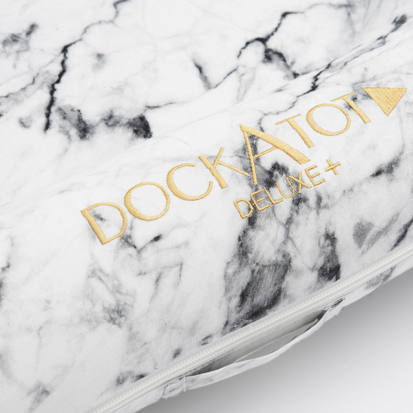 Dockatot Deluxe - Carerra Marble | Zgallerie