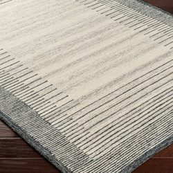 Zoey Rug - Beige/Black