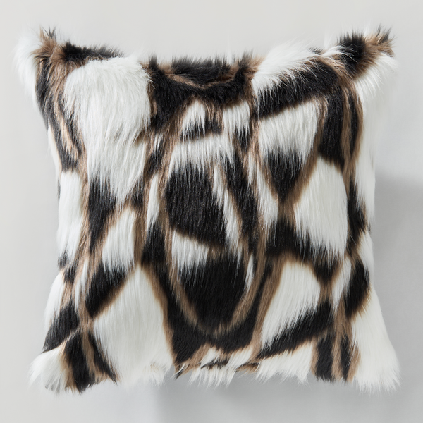 GORGEOUS Z store Gallerie Faux Leopard Fur Plush 26